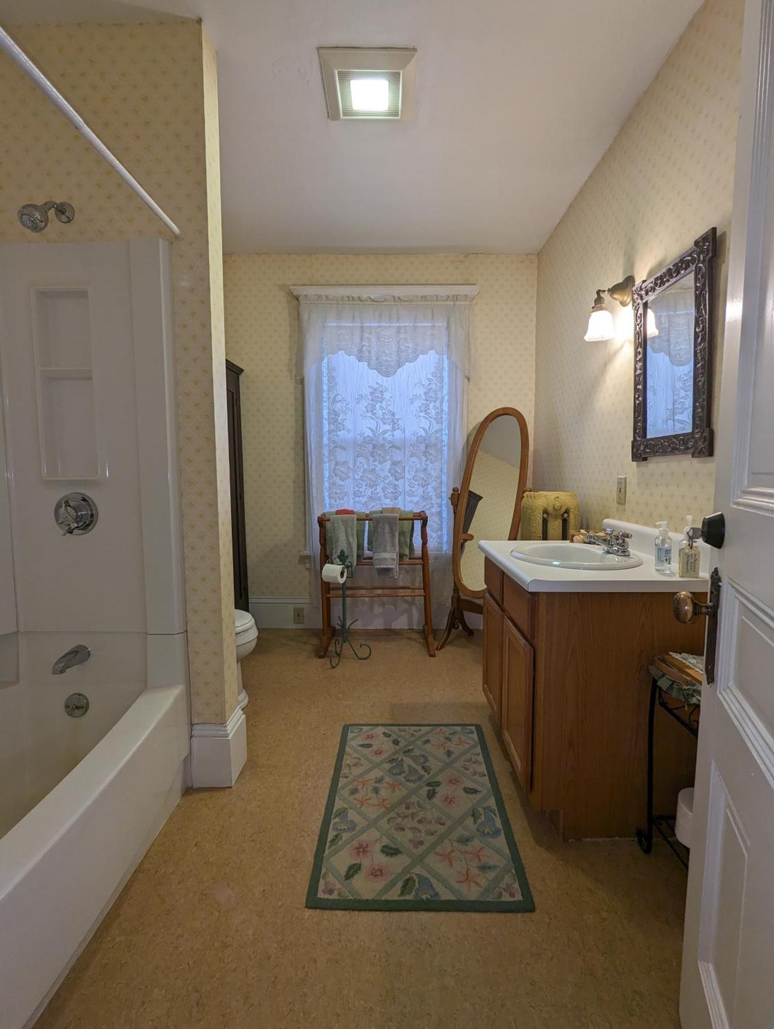 Blooming Inn Shelburne Falls Exterior foto